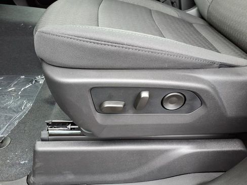 New 2026 Chevrolet Silverado 2500 Custom w/ Custom Convenience Package AWD/4WD image 7