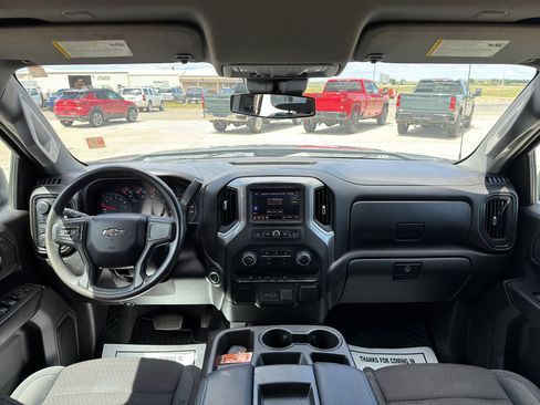 Used 2024 Chevrolet Silverado 1500 Custom w/ Dark Appearance Package AWD/4WD image 15