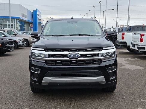 Used 2024 Ford Expedition Max Limited image 9