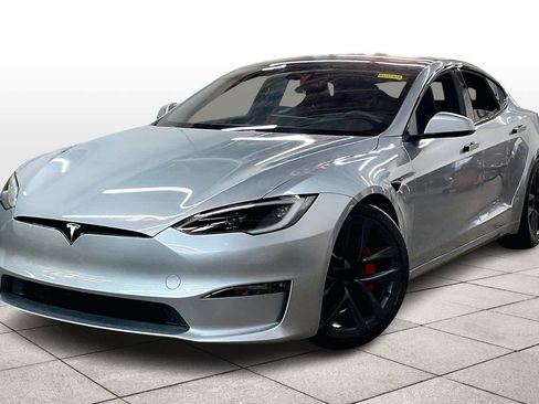 Used 2025 Tesla Model S Plaid image 1