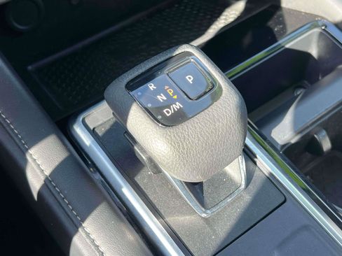 Used 2023 Nissan Pathfinder SL w/ SL Premium Package image 12