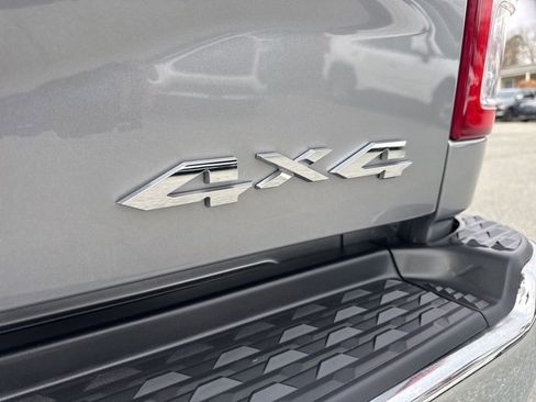 Used 2024 RAM 2500 Big Horn w/ Bed Utility Group image 29