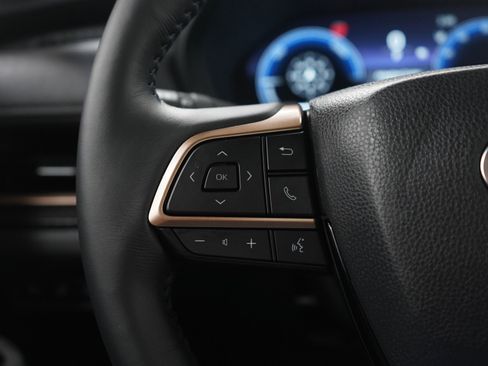 Used 2025 Toyota Grand Highlander AWD Hybrid image 30