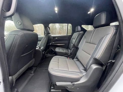 New 2026 Chevrolet Traverse High Country w/ LPO, Floor Liner Package image 19