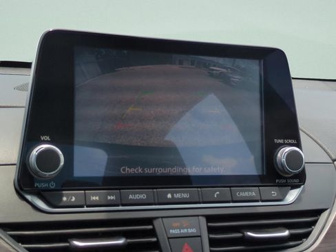Certified 2024 Nissan Altima 2.5 SV FWD image 16