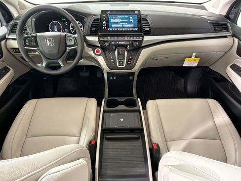 New 2026 Honda Odyssey EX-L image 17