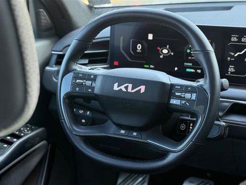 Used 2024 Kia EV9 GT-Line image 28