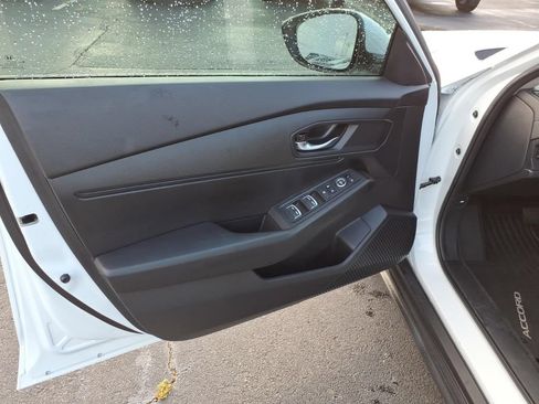 Used 2023 Honda Accord LX image 9