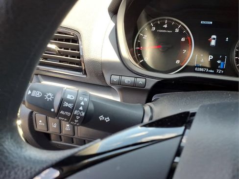Used 2024 Mitsubishi Eclipse Cross LE AWD/4WD image 18