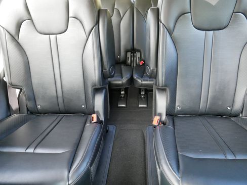 Certified 2025 Kia Sorento EX w/ EX Panoramic Sunroof Package AWD/4WD image 13