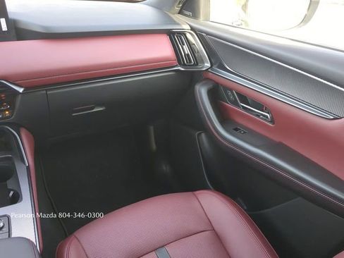 Used 2025 MAZDA CX-70 3.3 Turbo S w/ Premium Package image 17