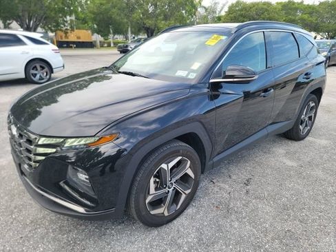 Used 2023 Hyundai Tucson Limited AWD/4WD image 2