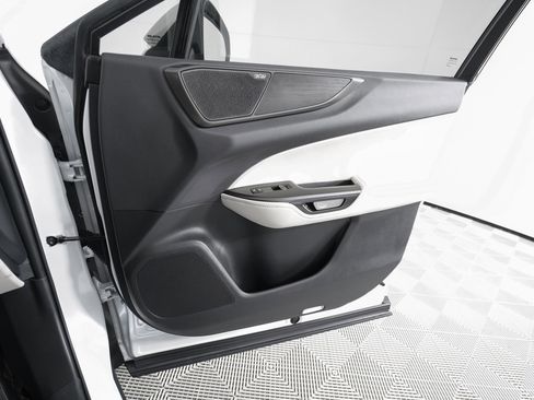 Certified 2025 Lexus NX 350 AWD w/ Luxury Package image 21