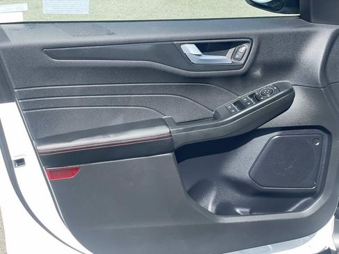 Certified 2024 Ford Escape ST-Line w/ Tech Pack #1 image 20