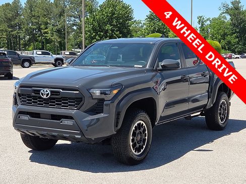 Used 2024 Toyota Tacoma TRD Off-Road AWD/4WD image 2