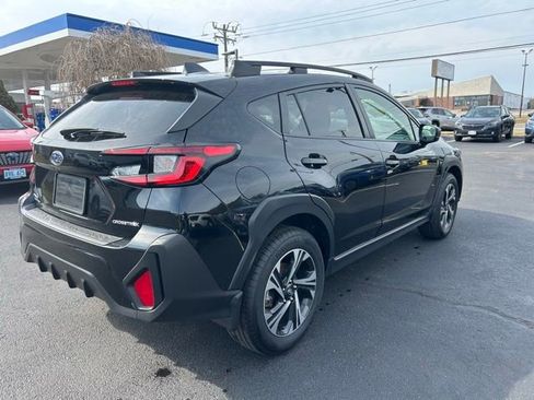 Used 2024 Subaru Crosstrek 2.0i Premium image 4
