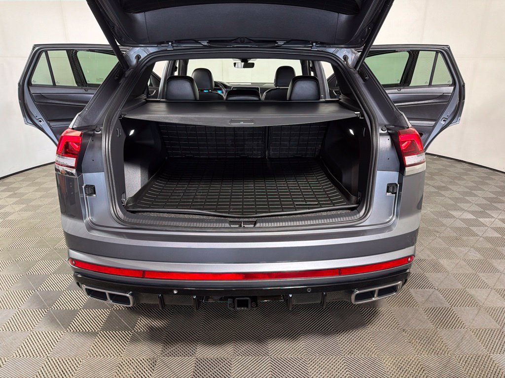 Certified 2024 Volkswagen Atlas Cross Sport SEL R-Line AWD/4WD image 21