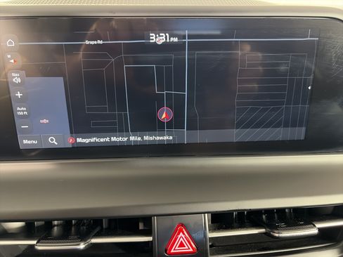 Certified 2025 Kia Seltos S AWD/4WD image 22