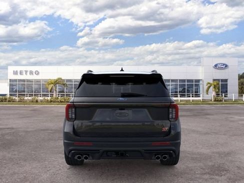 New 2026 Ford Explorer ST RWD image 5