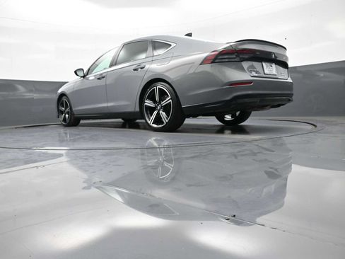 Used 2024 Honda Accord Sport image 18
