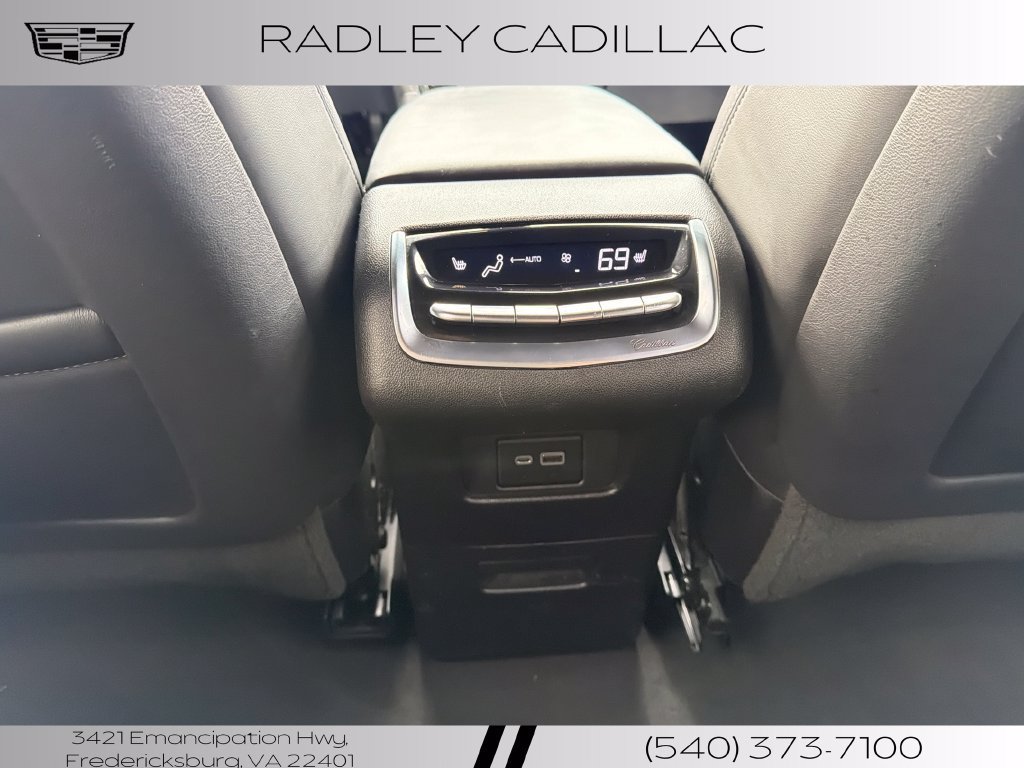 Used 2020 Cadillac XT6 Premium Luxury w/ Platinum Package AWD/4WD image 11