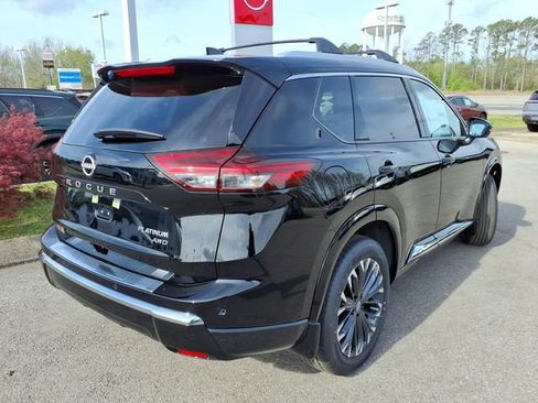 New 2026 Nissan Rogue Platinum AWD/4WD image 3