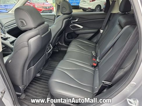 Used 2024 Acura RDX SH-AWD image 9