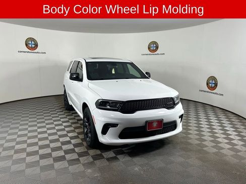 Used 2022 Dodge Durango SXT w/ Blacktop Package AWD/4WD image 19