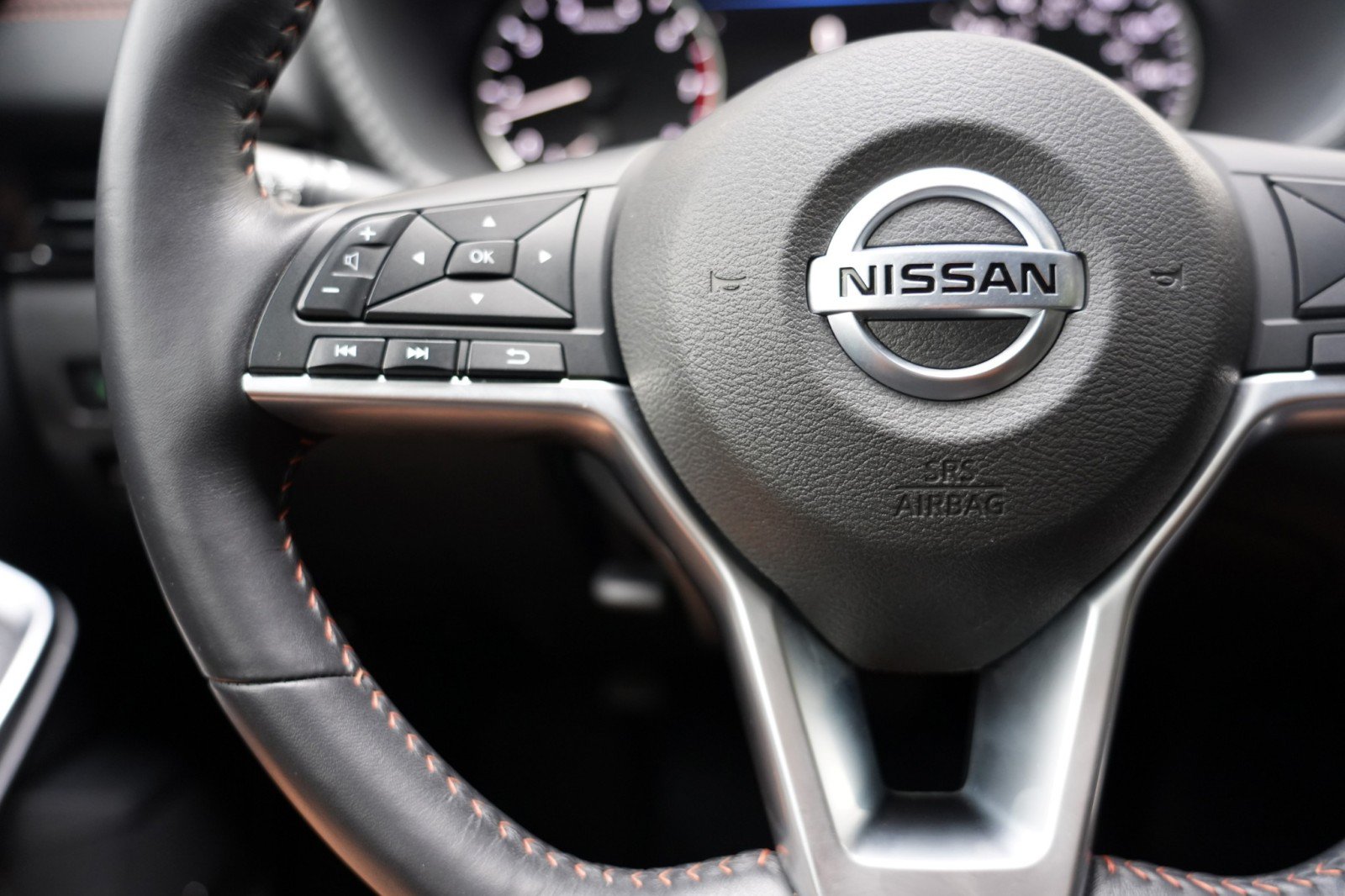 Used 2020 Nissan Sentra SR w/ Premium Package FWD image 20