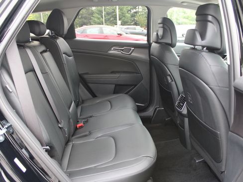 Used 2026 Kia Sportage EX w/ EX Panorama Roof Package AWD/4WD image 14