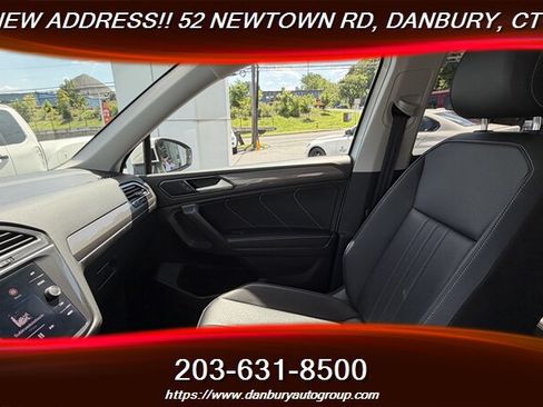 Used 2022 Volkswagen Tiguan SE AWD/4WD image 15