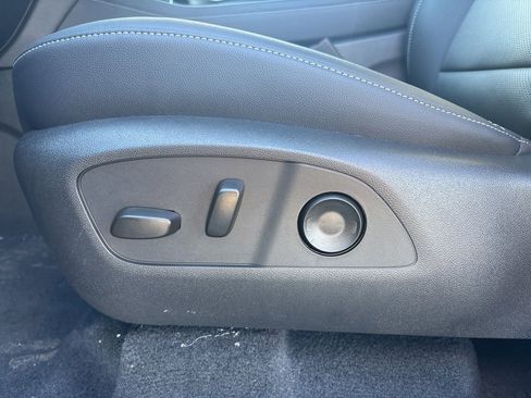 New 2026 Chevrolet Traverse LT w/ Driver Confidence Package image 6