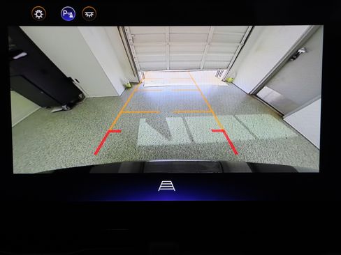 Used 2025 Chevrolet Equinox ACTIV FWD image 21