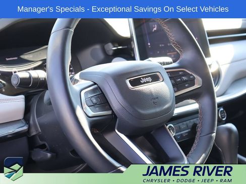 Used 2022 Jeep Compass Limited AWD/4WD image 24