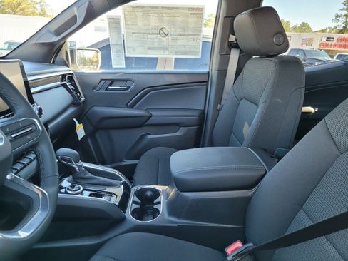 New 2025 GMC Canyon Elevation w/ Convenience Package image 5