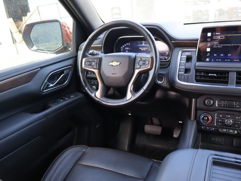 Used 2022 Chevrolet Suburban High Country image 15