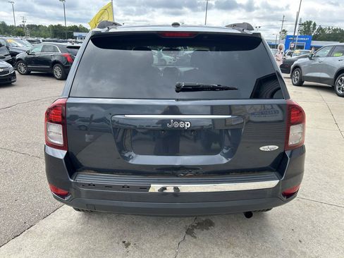 Used 2014 Jeep Compass Latitude FWD image 6