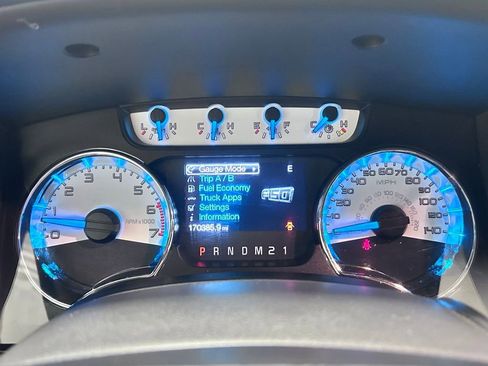 Used 2013 Ford F150 XLT w/ Luxury Equipment Group image 11