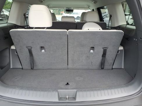 Used 2024 Hyundai Santa Fe SEL FWD image 8
