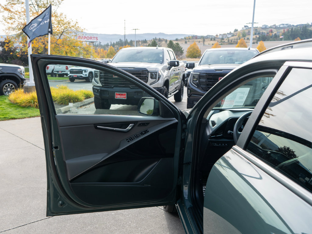 Certified 2023 Kia Niro SX Touring FWD image 16