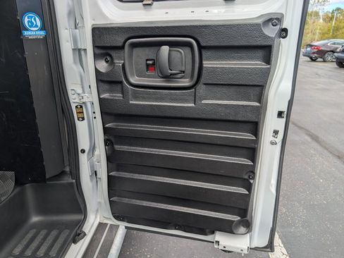 Used 2024 Chevrolet Express 2500 w/ Driver Convenience Package image 14