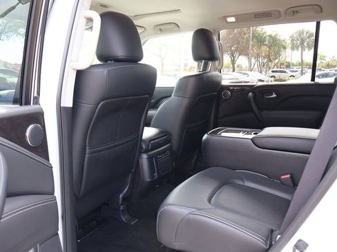 Used 2024 INFINITI QX80 Luxe w/ Cargo Package image 33