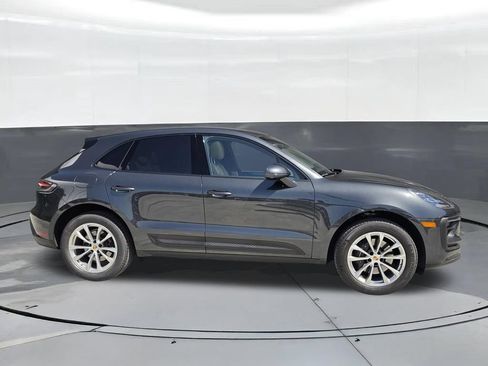 Used 2023 Porsche Macan AWD/4WD image 7