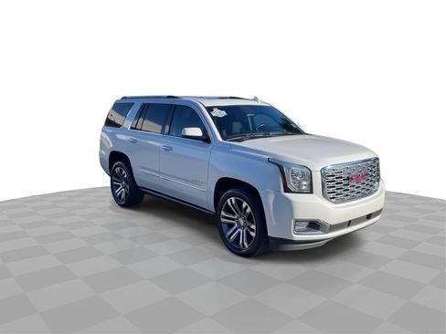 Used 2018 GMC Yukon Denali w/ Denali Ultimate Package image 2