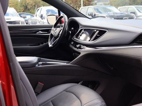 Certified 2024 Buick Enclave Premium image 41