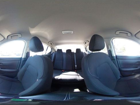 Used 2025 Nissan Sentra S image 40