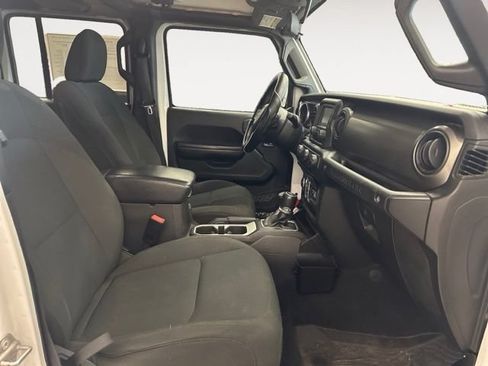 Used 2018 Jeep Wrangler Unlimited Sport S AWD/4WD image 17