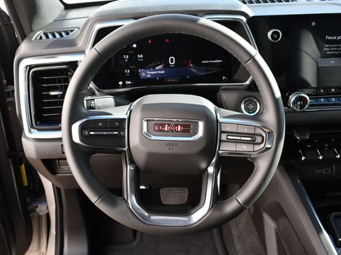 New 2026 GMC Canyon Elevation w/ Convenience Package image 14