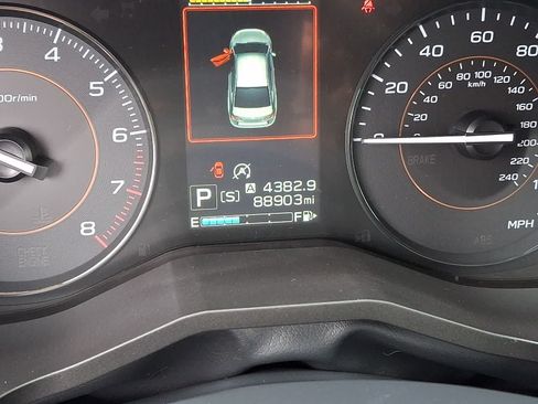 Used 2022 Subaru Crosstrek 2.0i Premium w/ Moonroof Package AWD/4WD image 22