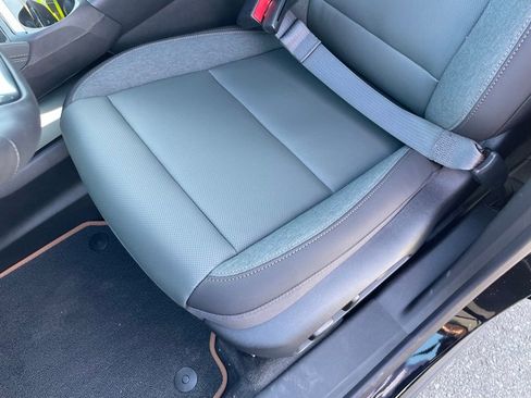 New 2026 GMC Terrain AT4 AWD/4WD image 21